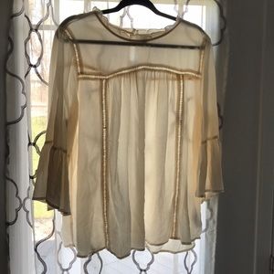 Cream Old navy 3/4 sleeve pheasant top